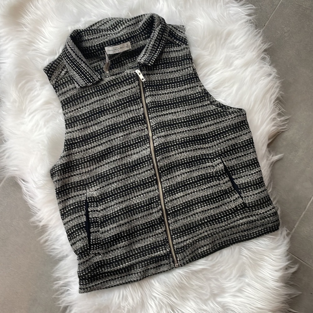 NWT Abercrombie & Fitch Cotton Blend Zip Up Vest